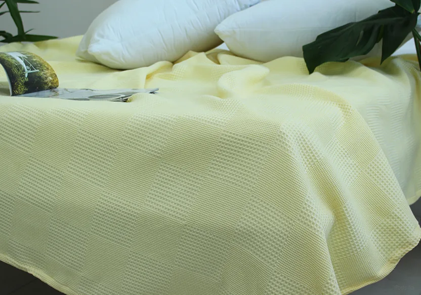 Простирадло-покривало піке 200х235 см. Клітина жовта